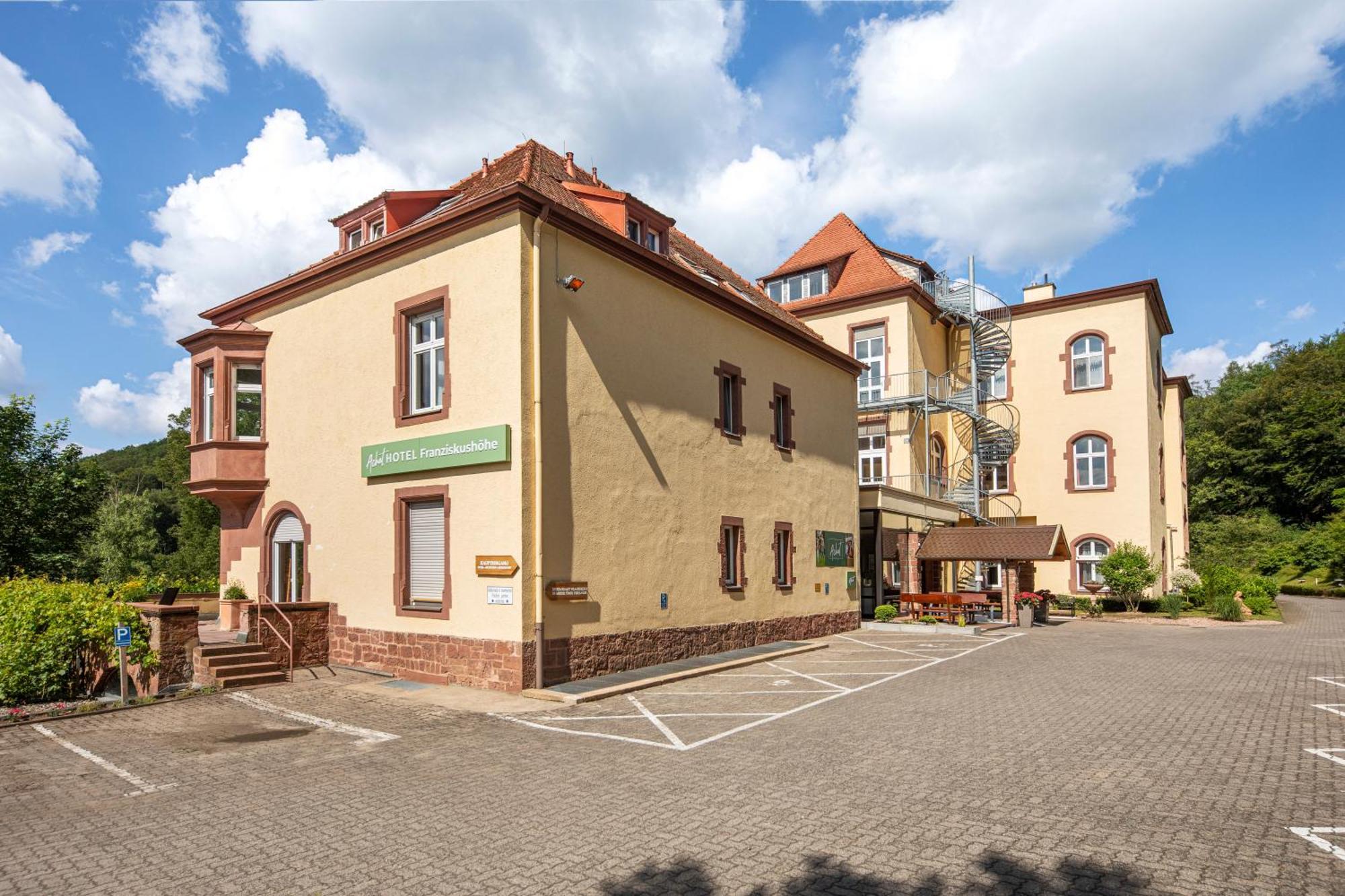 Roomingtons Hotel Franziskushoehe Lohr Exterior foto