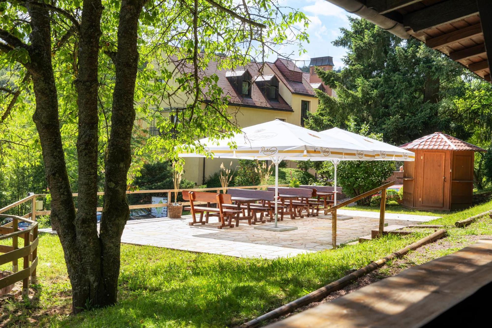 Roomingtons Hotel Franziskushoehe Lohr Exterior foto